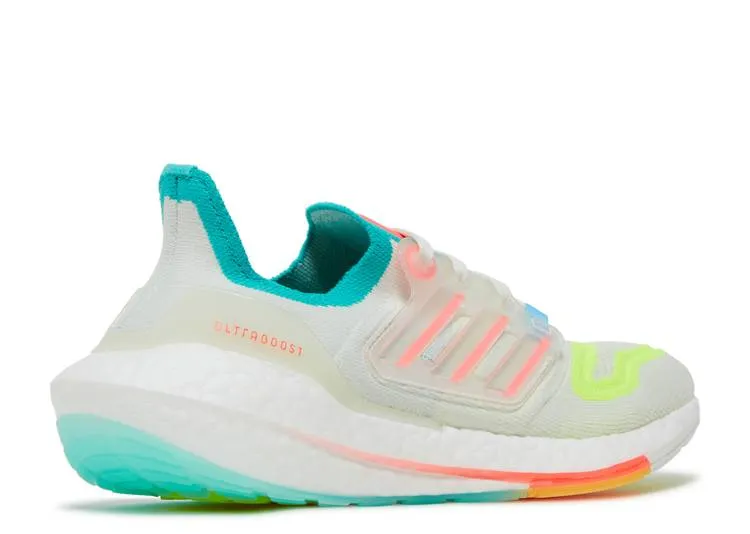 Adidas WMNS ULTRABOOST 22 'WHITE TURBO MINT' sneakers, white